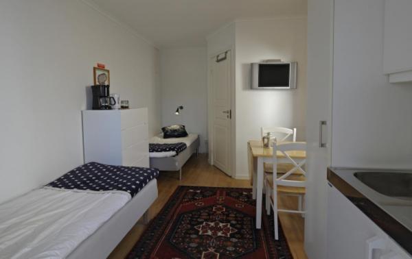 Logi & Bastu Hostel Karingon Kültér fotó
